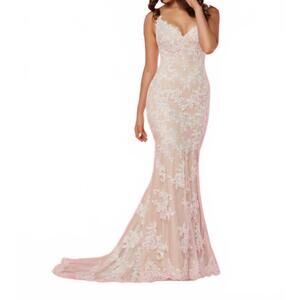 NEW DAVINCI BRIDAL bridal gown in ivory champagne